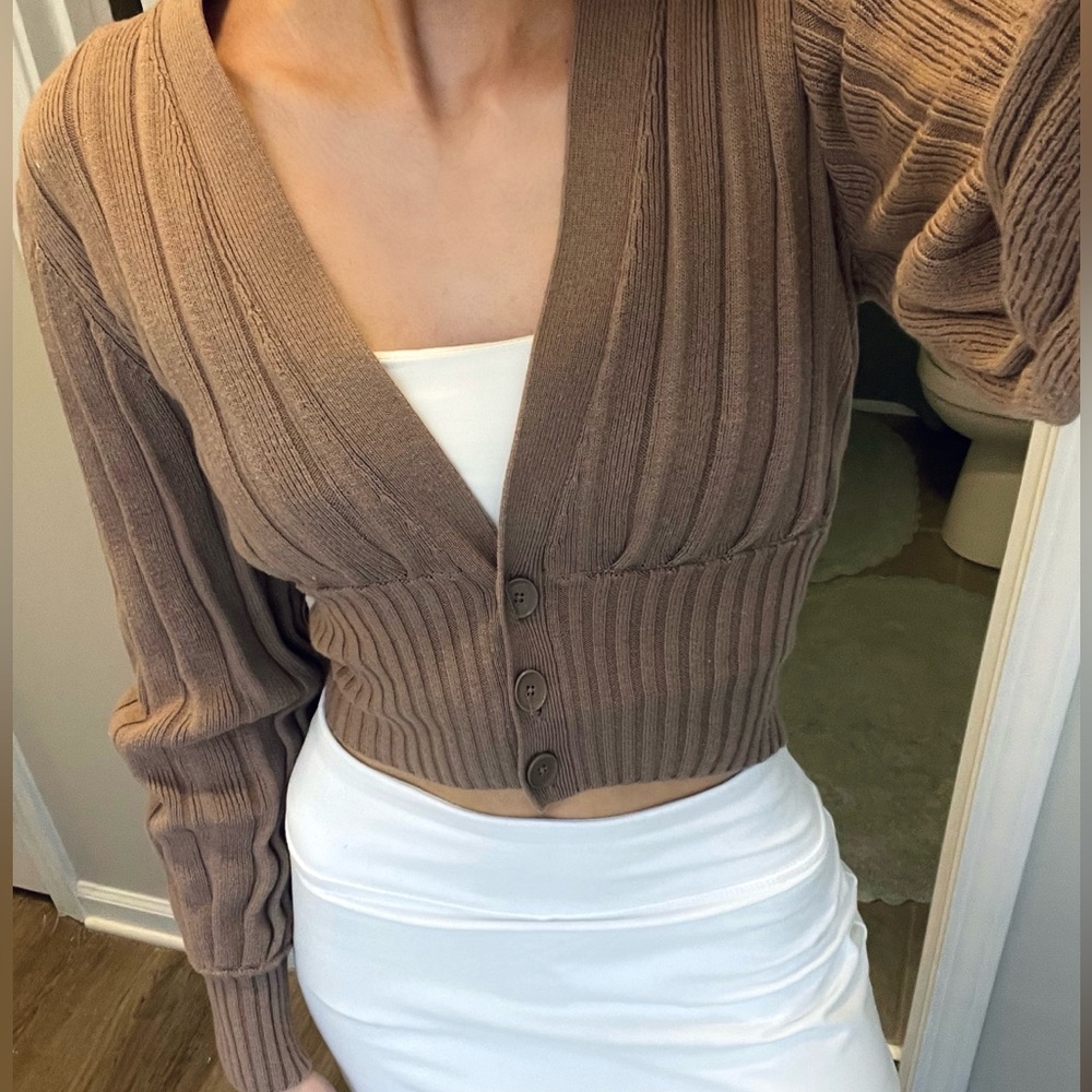 Aritzia Wilfred cardigan